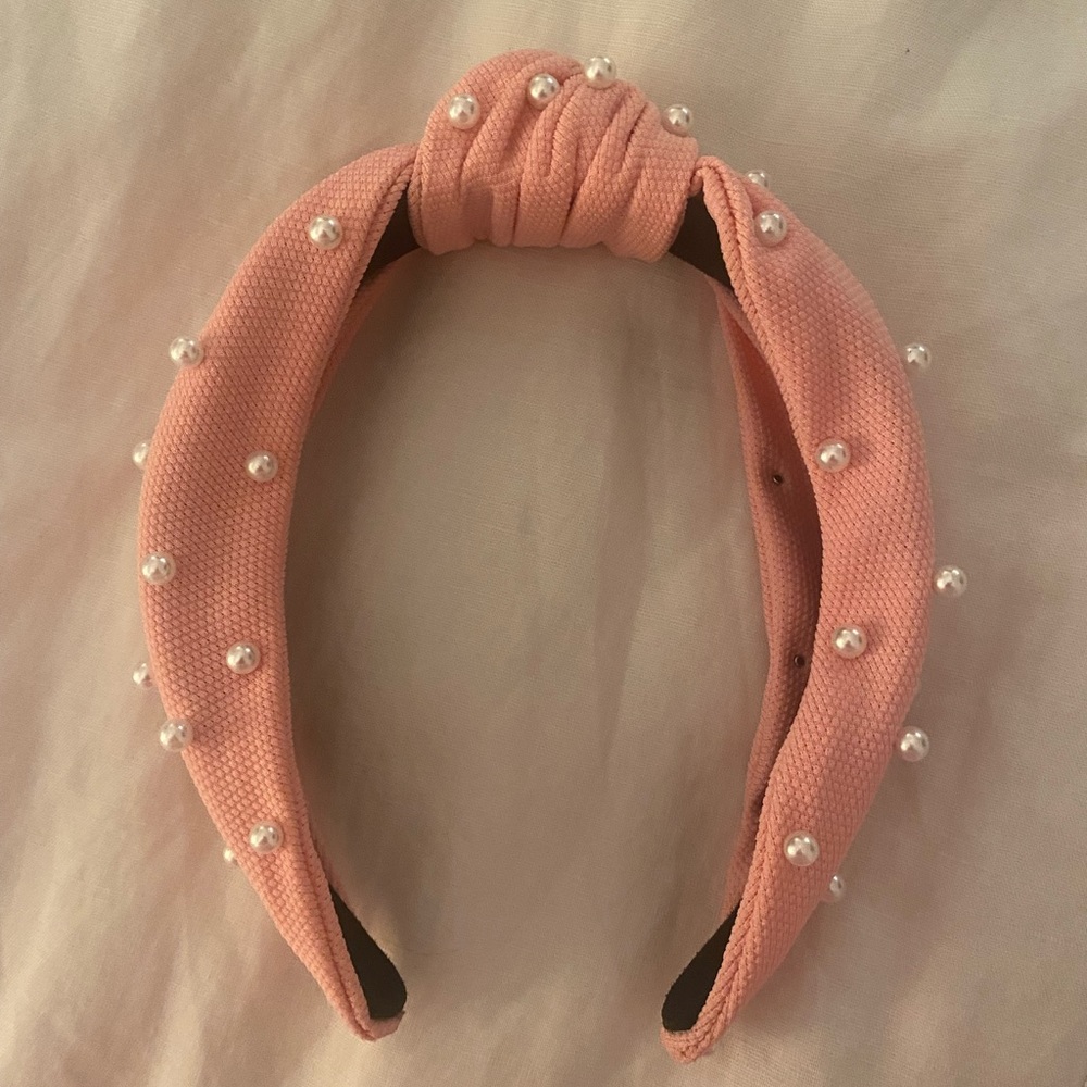 Pink pearl knotted headband